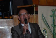 dr Tinus Benadé