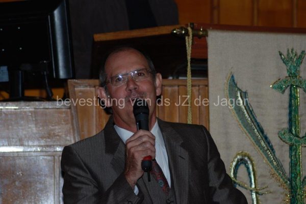 dr Tinus Benadé