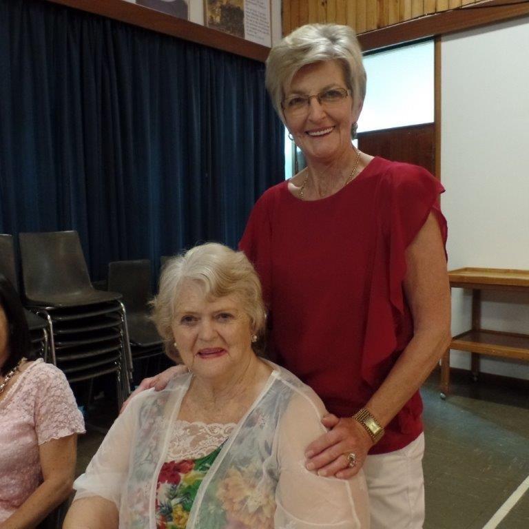 Carol Retief en Tilla vRv Oudtshoorn