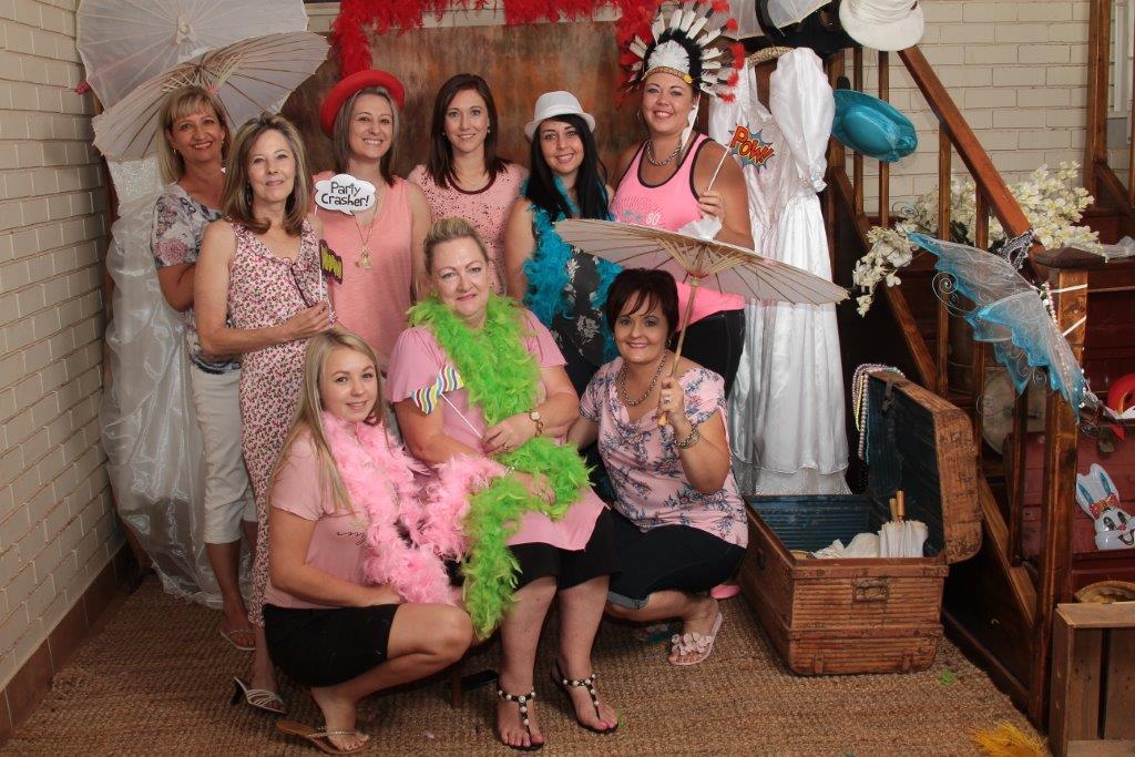 Ronel Joubert, Sussie Grobler, Linda van Heerden, Cherise Schoeman, Mari Smith. Denise Enslin, Bettina van Heerden en Madel Pelser